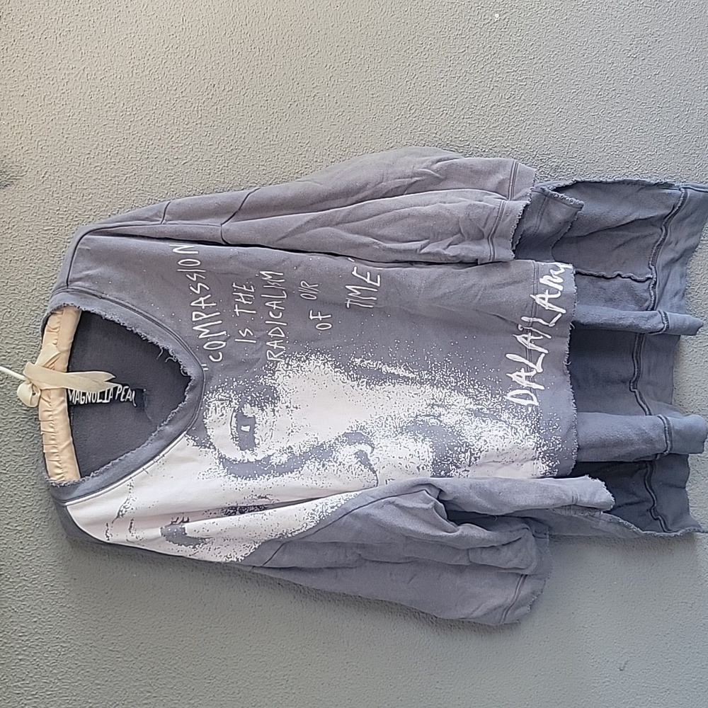 Magnolia Pearl oversized sweatshirt